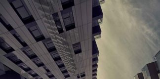Panele ogrodzeniowe odporne na czynniki atmosferyczne
