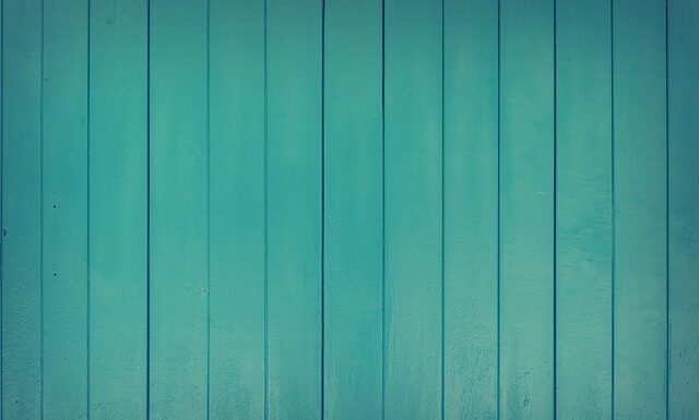 Co dać pod deski tarasowe?